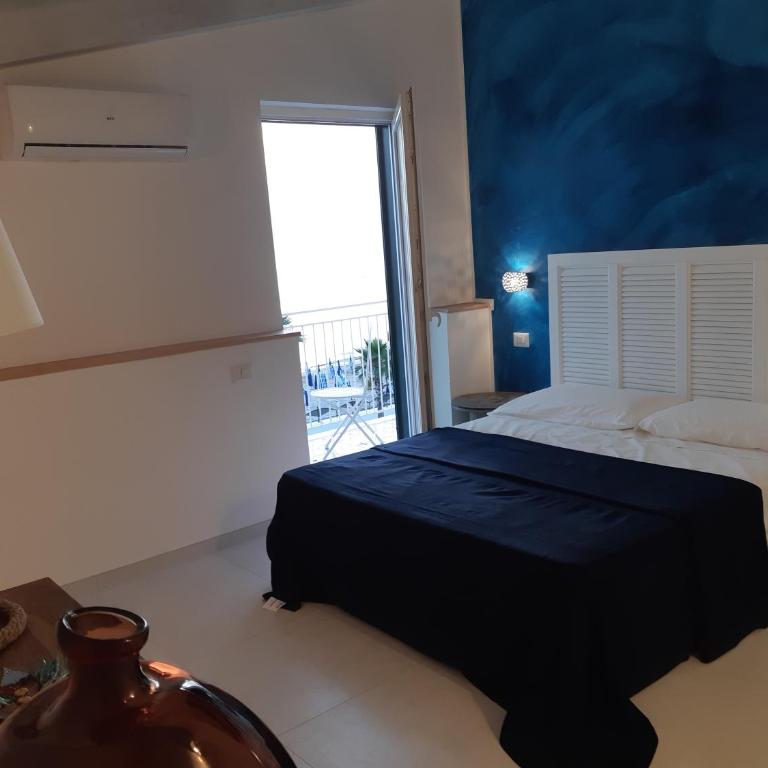 B&B Il Colore del mare - Camera Tripla con Vista Mare - 7