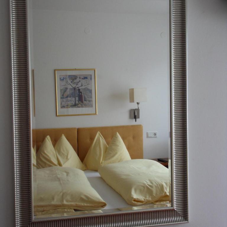 Sportpension Thayer - Doppelzimmer mit Balkon - 6