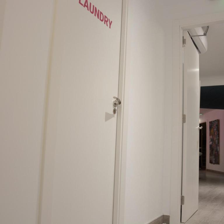 Art&Flats Hostel - Triple Room with Private Bathroom - 37