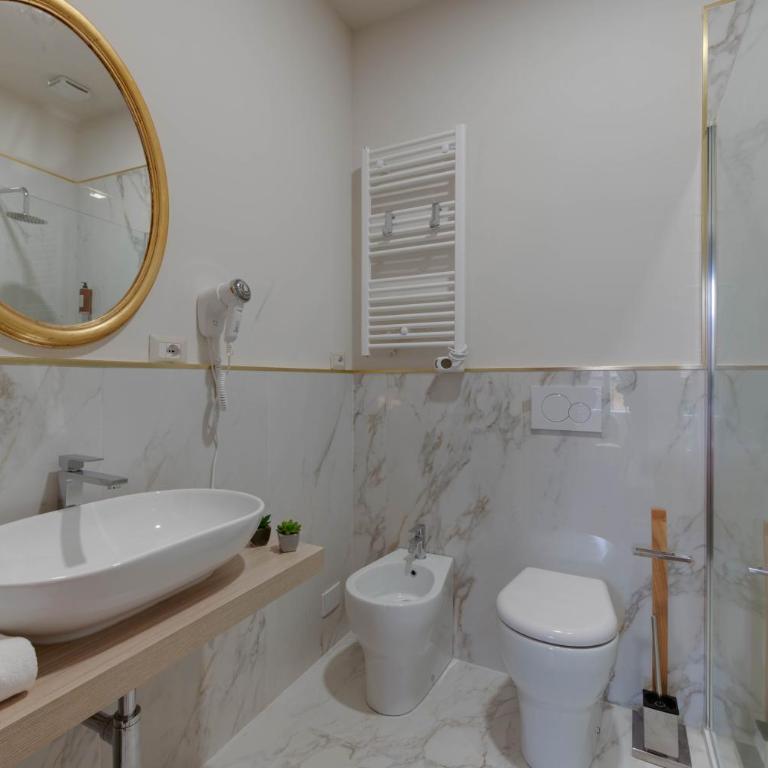Residenza d'Epoca Sant Egidio - Classic Triple Room - San Frediano - 4
