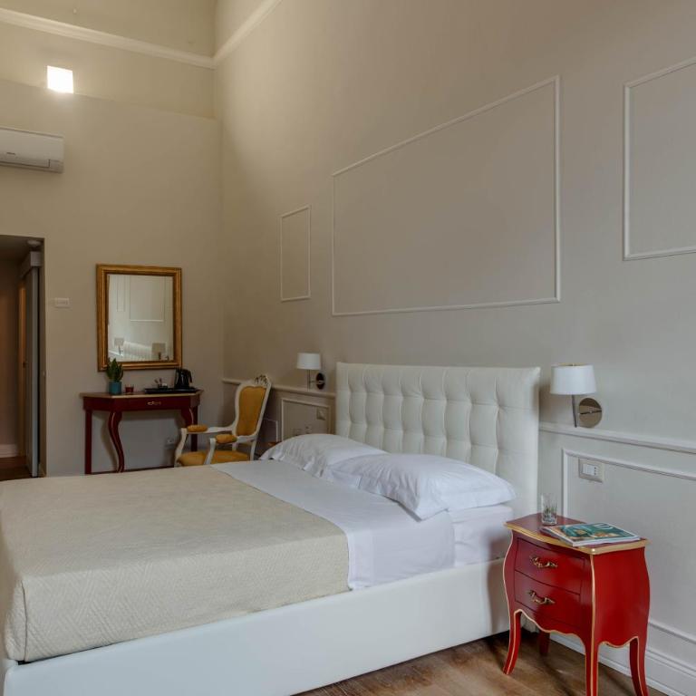 Residenza d'Epoca Sant Egidio - Budget Double Room - Santo Spirito - 1