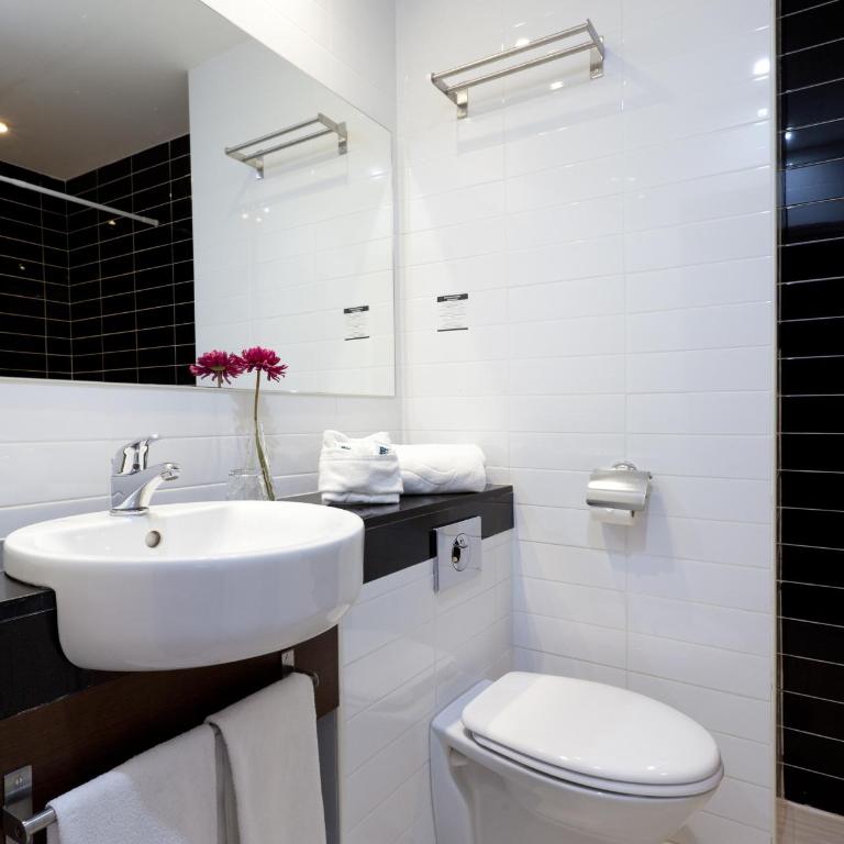 Hotel Olympia Universidades - Standard Double Room (1 Adult) - 3