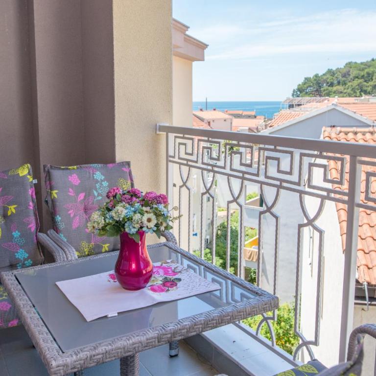 Near the sea apartment - One-Bedroom Apartment - 22