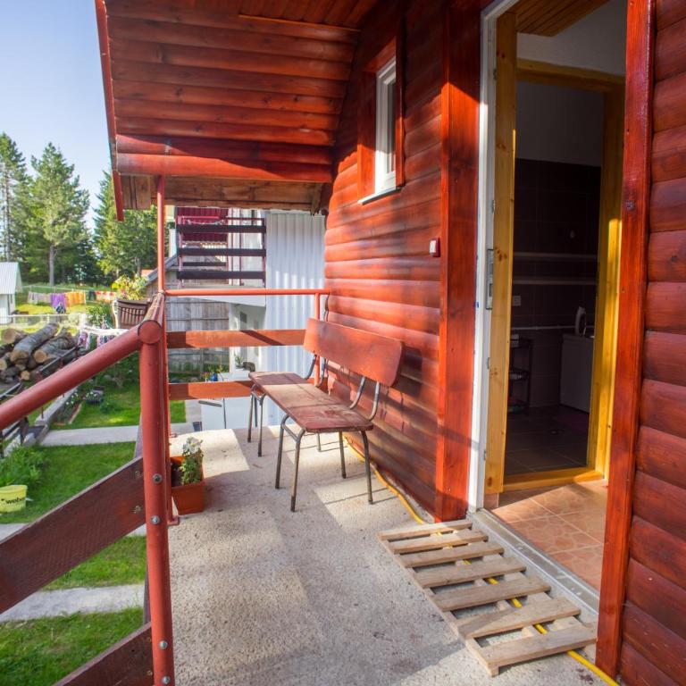 Vuković Accommodation - Three-Bedroom House - 7