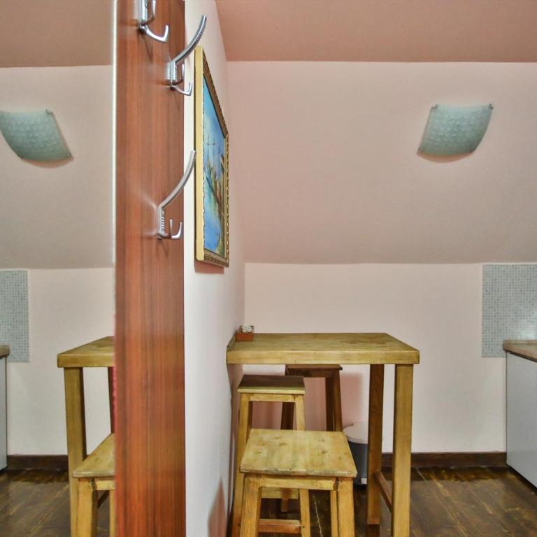 Razvršje Co - Studio - 5
