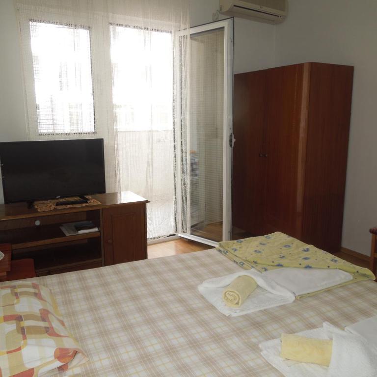 Apartments Bečić - Studio (2 Adults) - 8