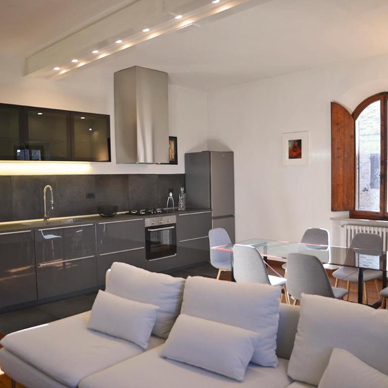 S.M. VICOLO DELL'ORO - Two-Bedroom Apartment - 6