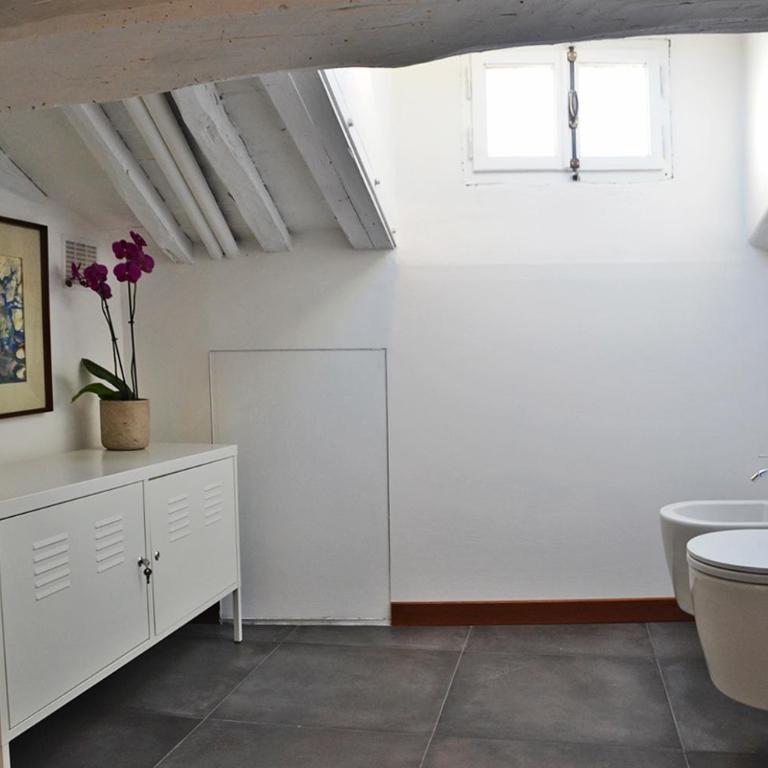 S.M. VICOLO DELL'ORO - Two-Bedroom Apartment - 22