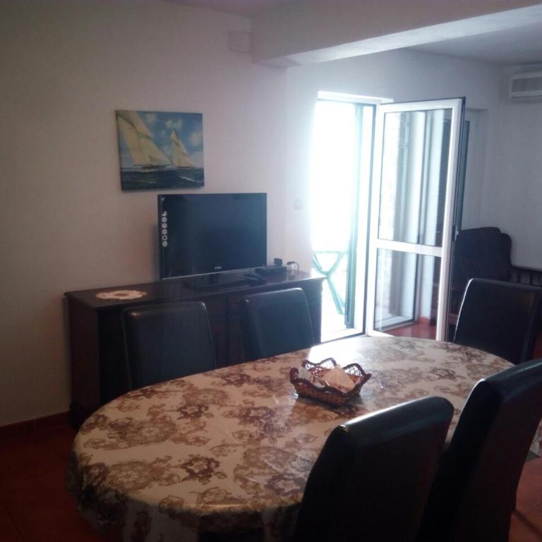 Apartmani Jasmina - Four-Bedroom Apartment - 11