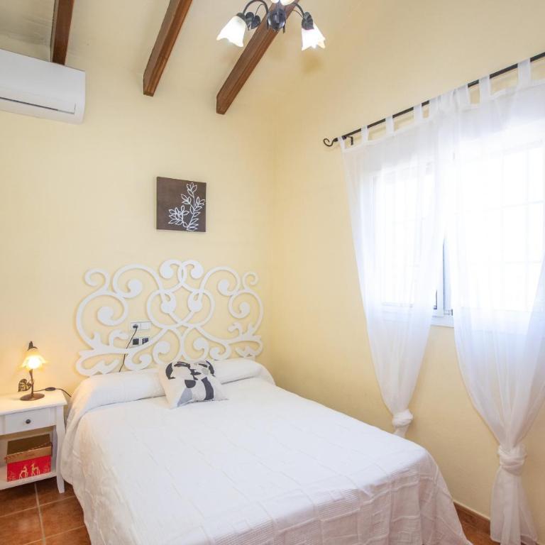 Cubo's Finca de la Rosa - Three-Bedroom House - 21