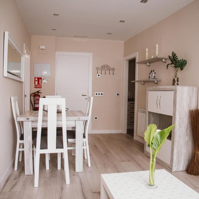 Apartamento 2 habitaciones en Llanes - Two-Bedroom Apartment - 2