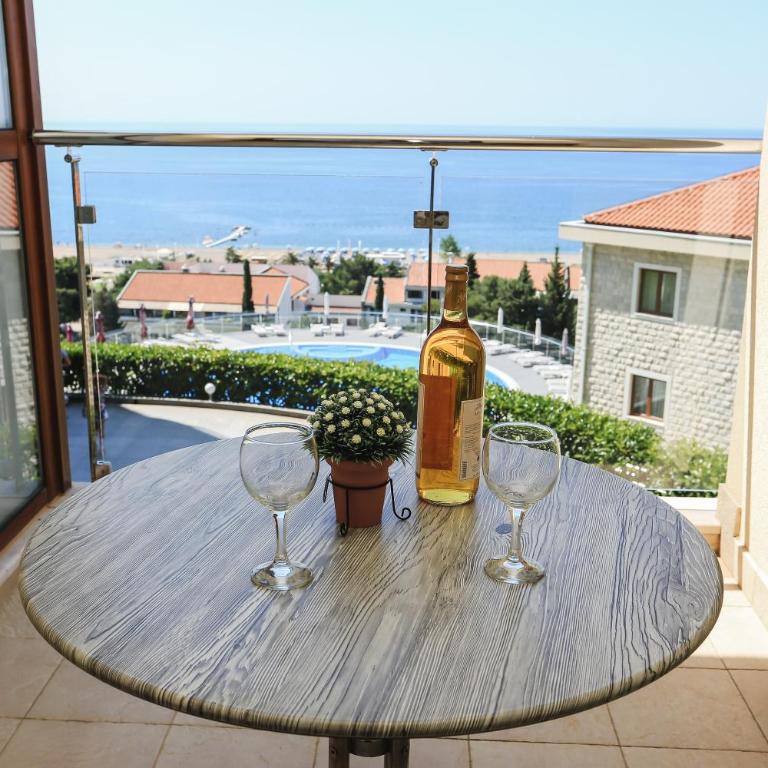 ApartHotel Belvedere Residence Becici Budva - Studio sa Balkonom i Pogledom na More - 2