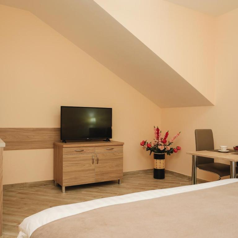 ApartHotel Belvedere Residence Becici Budva - Studio sa Balkonom i Pogledom na More - 1