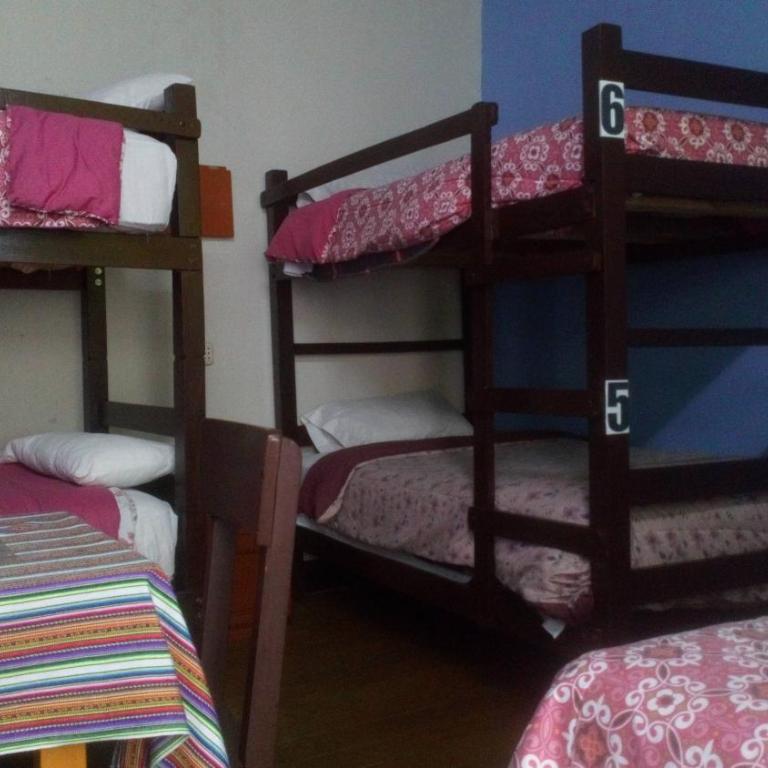 Misti Hostel B&B - Bed in 8-Bed Mixed Dormitory Room - 1