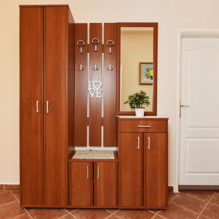 Apartments Marko - Three-Bedroom Apartment with Balcony - 13