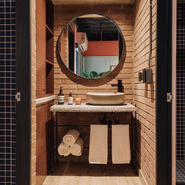 The Somos Beats Hotel & Rooftop - Double Room with Two Double Beds - 32