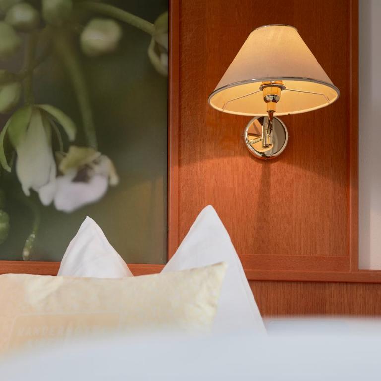 Wanderhotel Kirchner - Standard Doppelzimmer mit Balkon - 2