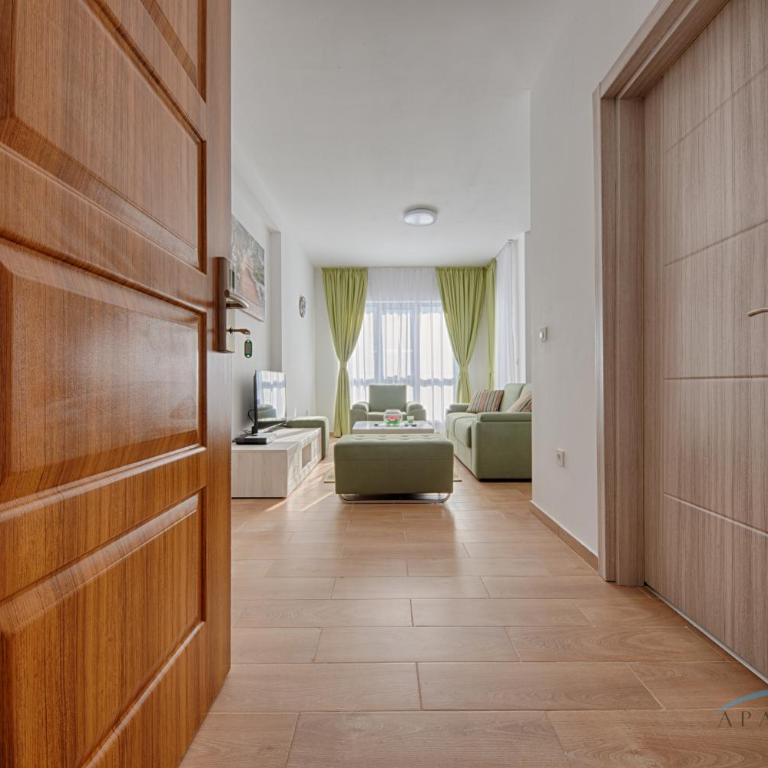 M Apartments - One-Bedroom Apartment - 1