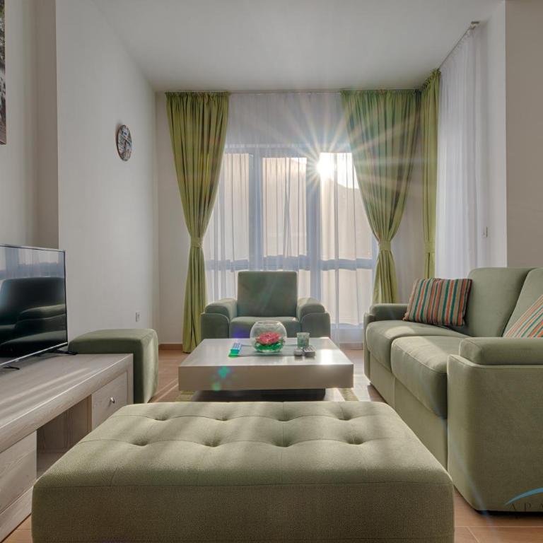 M Apartments - One-Bedroom Apartment - 6