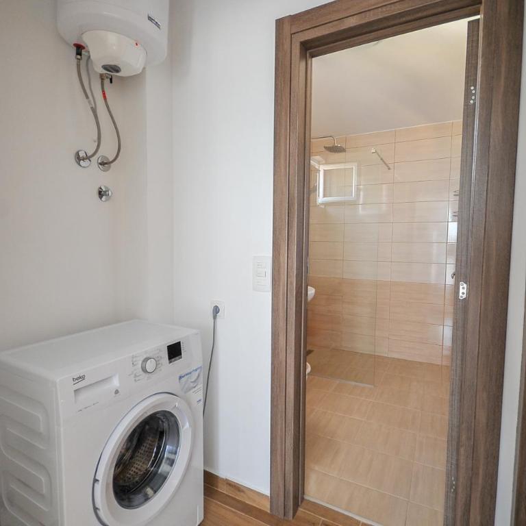 Apartmani Vitic - Apartment with Sea View - 3