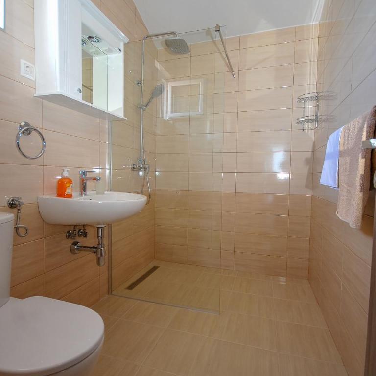Apartmani Vitic - Apartment with Sea View - 4
