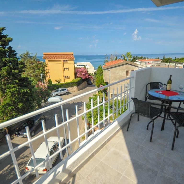 Apartmani Vitic - One-Bedroom Apartment - 3