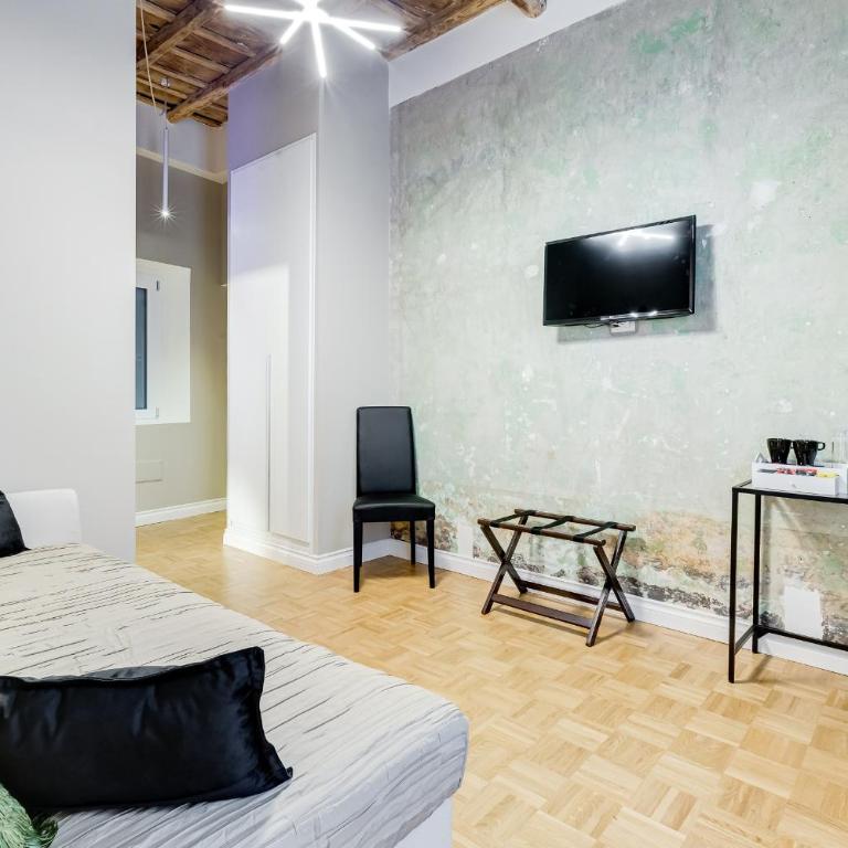 Tankara Suite - Camera King - 5