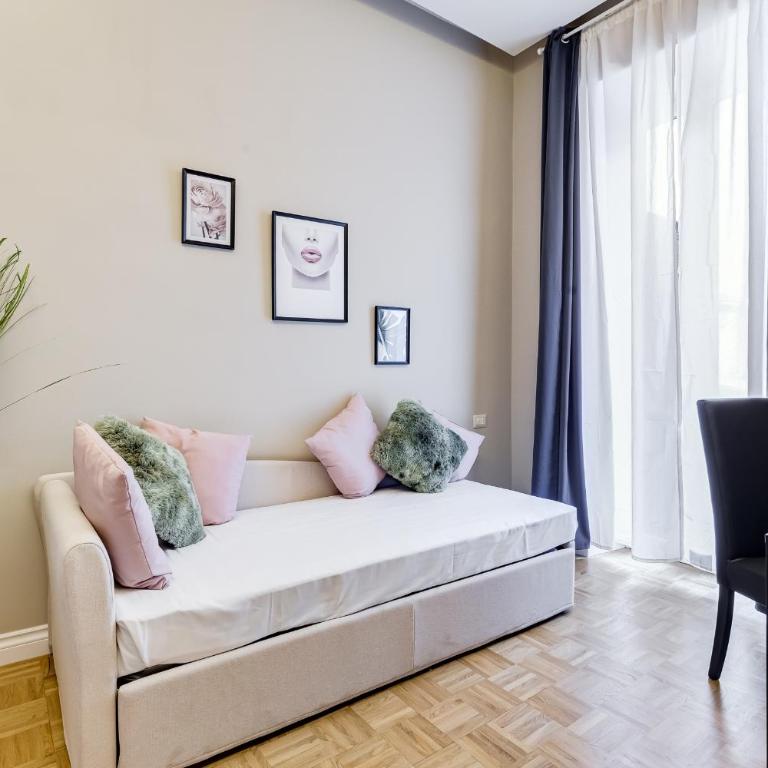 Tankara Suite - Camera Matrimoniale con Balcone (3 Adulti) - 6