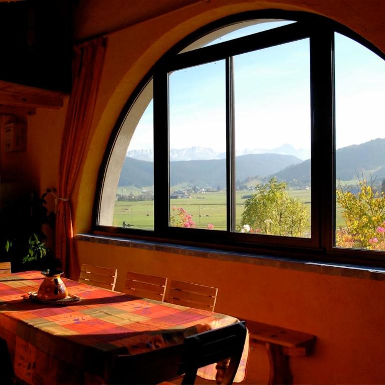 Gîte Les Eymes - Appartement avec Vue sur la Montagne - 10