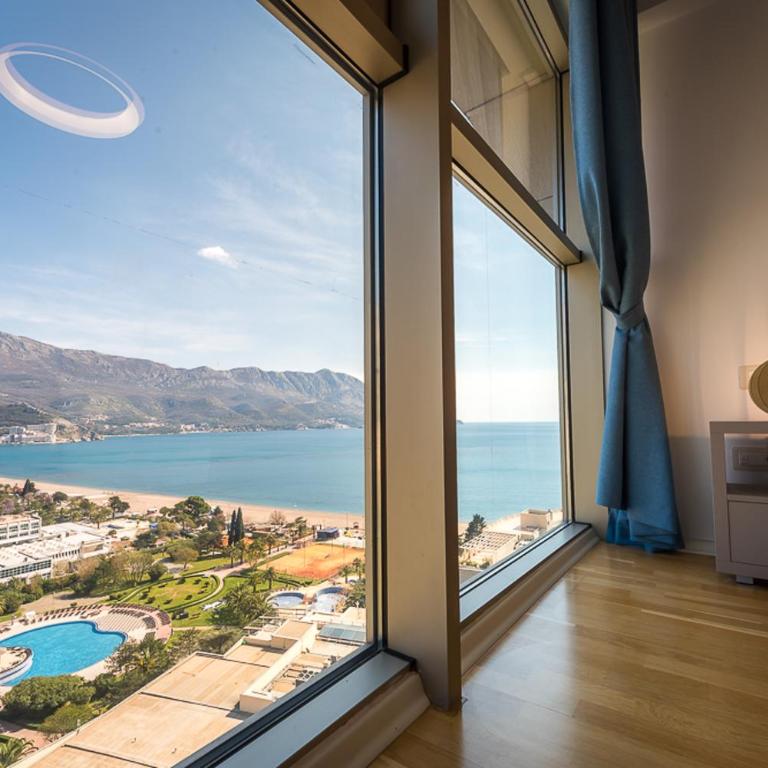 2montenegro HARMONIA APARTMENTS Becici - Apartment with Sea View - 9