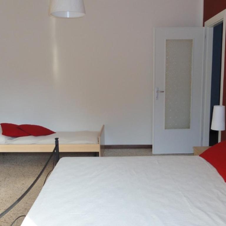 CASA ELISA Ottima posizione e parcheggio gratuito - Appartamento con Balcone - 10