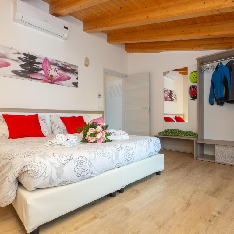 Residenza San Rocco - Appartamento Superior con 2 Camere da Letto e Balcone - 19