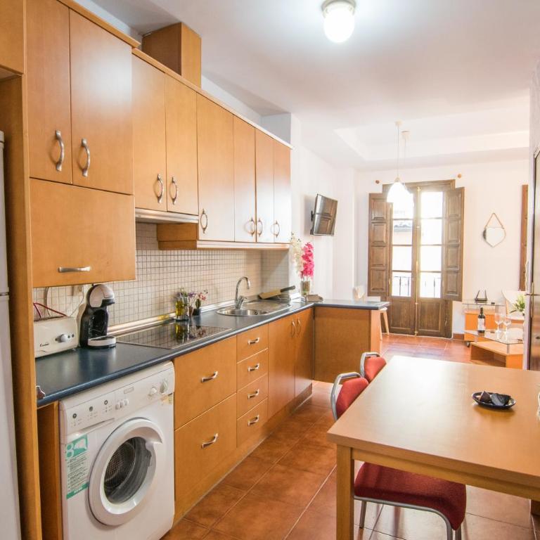 tuGuest Plaza Nueva Apartment - One-Bedroom Apartment - 14