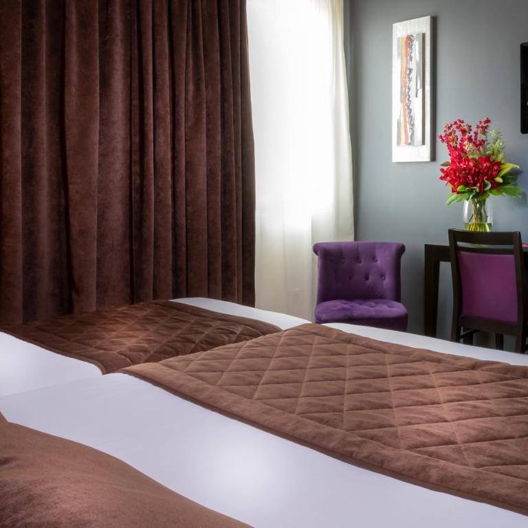 Hôtel Ambre - Chambre Triple Supérieure - 3