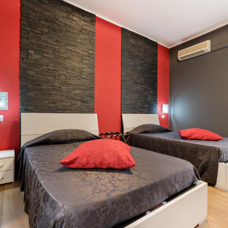 Affittacamere My Home - Camera Comfort Doppia con Letti Singoli - 6