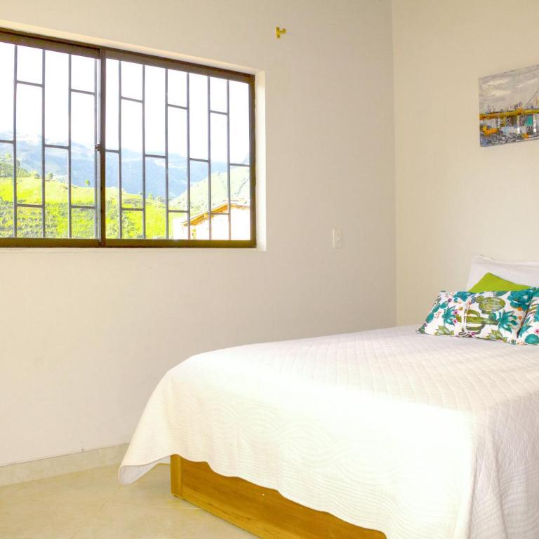 Apartamentos Primavera - Apartamento con vistas a las montañas - 10