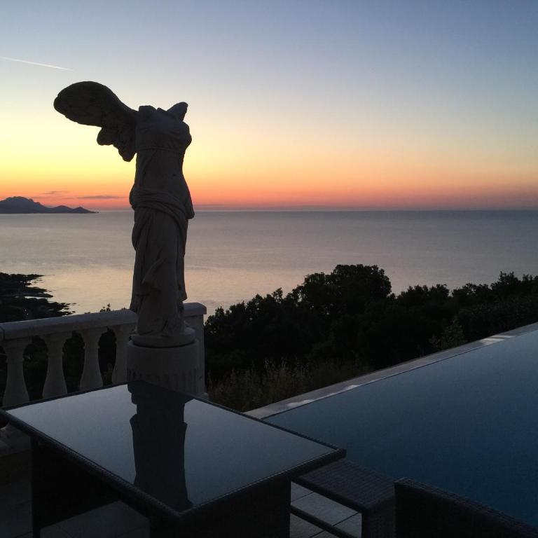 Goonie Lodge - Chambre Lit Queen-Size - Vue sur Mer - 4