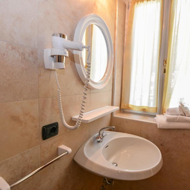 ALPieve Albergo Pieve - Camera Matrimoniale - 8