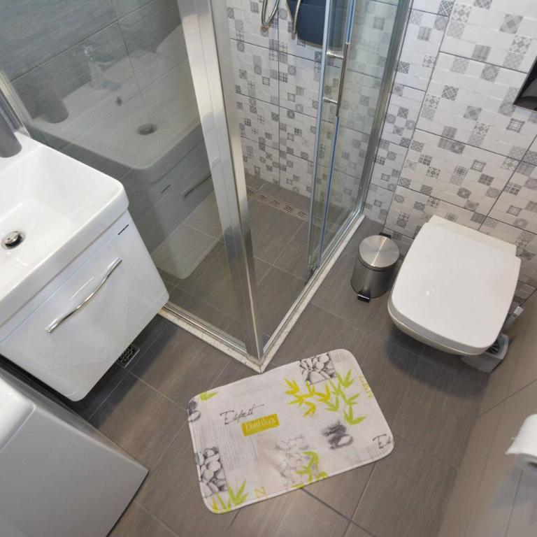 Small Oasis Apartment - Studio Apartment - 18