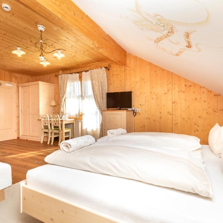 Hotel Garni Sonnhof - Deluxe Doppelzimmer mit Balkon - 7