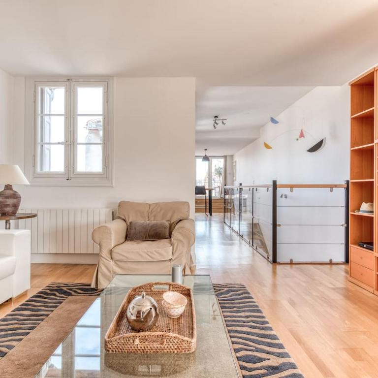Wine Loft, Terrasse et Vue extraordinaire sur la cité médiévale - Apartamento Ático - 14