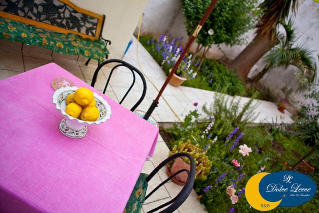 Dolce Lecce B&B - Doppelzimmer mit eigenem Garten - 1