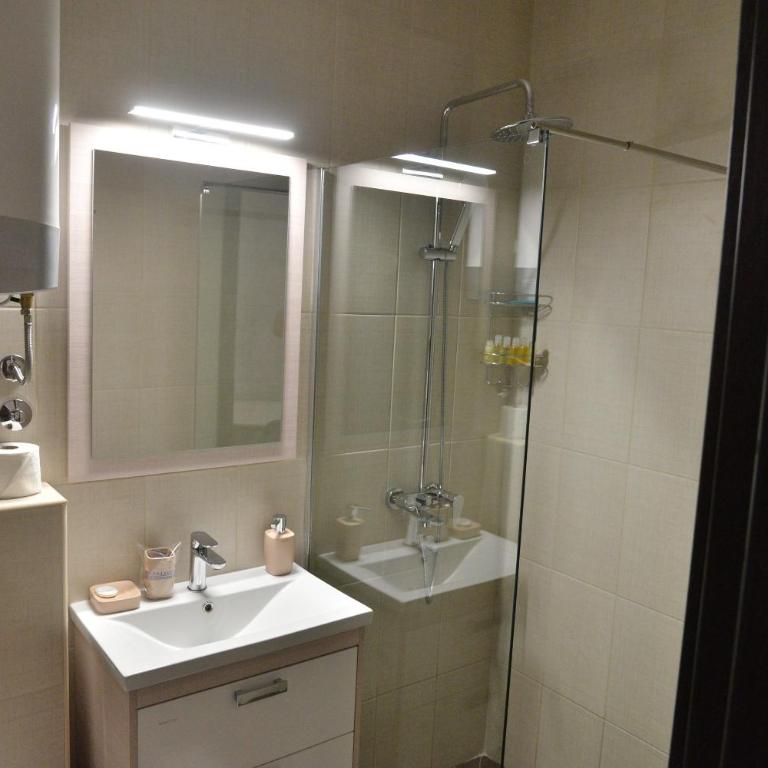 Helada Apartments - Standardni Apartman - 2