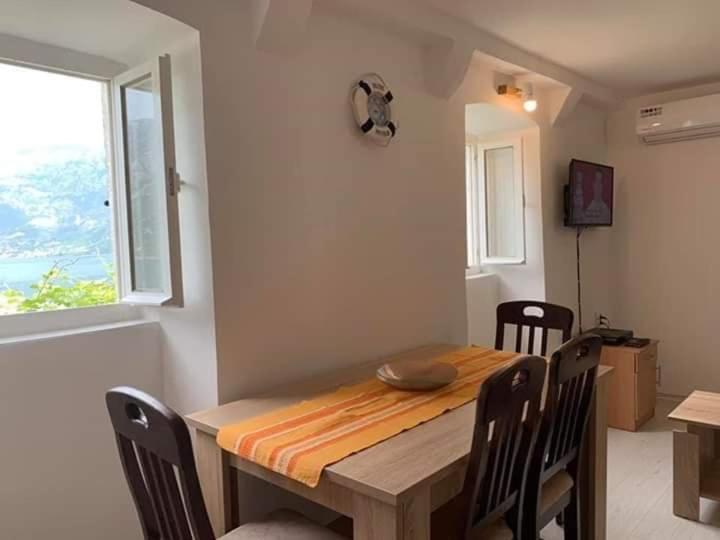 Apartments Dabovic - Apartment with Sea View - 14