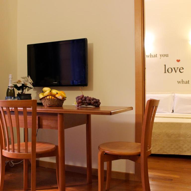 Aida Trevi Fountain Rome - Two-Bedroom Apartment - 2