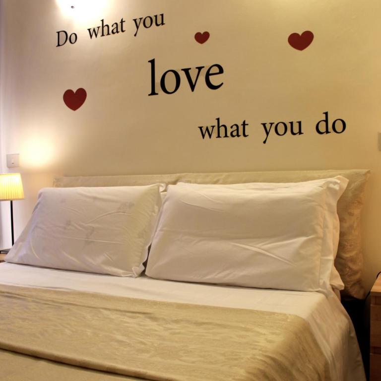 Aida Trevi Fountain Rome - Two-Bedroom Apartment - 4