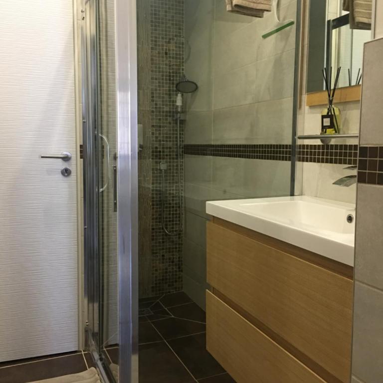 DUPLEX 52m2 hyper centre, petite TERRASSE exposée Sud - Appartement 1 Chambre - 13