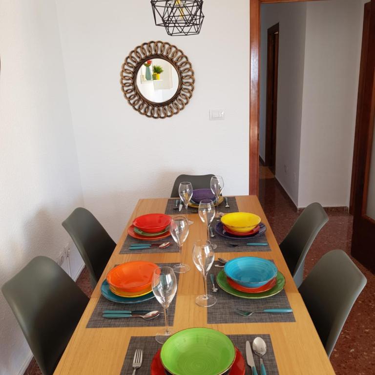 Fantástico apartamento en la playa - Three-Bedroom Apartment - 5