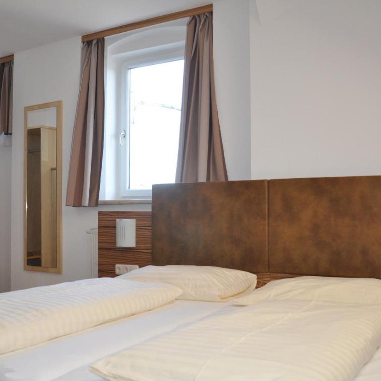 Hotel Almtalerhof - Doppel- oder Zweibettzimmer - 2