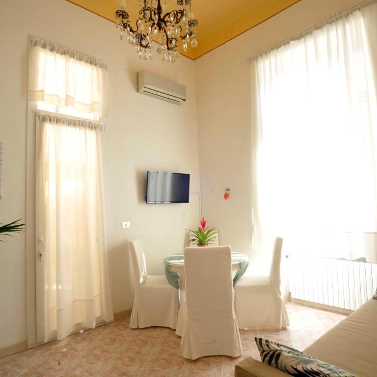 GIARDINO IN CITTA; CENTRALISSIMO - Appartamento con 2 Camere da Letto - 19